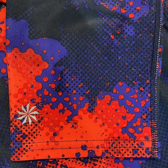 ATHLETA Blue and red 3/4 leggings. Size small - Picture 6 of 12